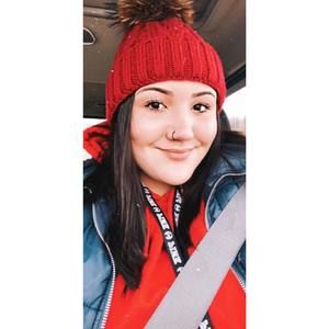 Meet your Posher, Abigail